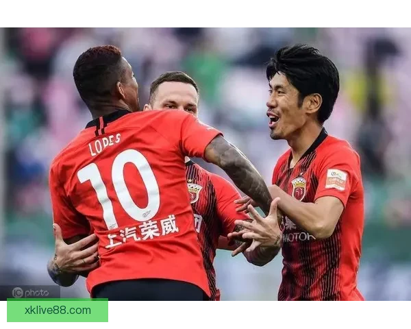 李弘权带领上海豪取十五连胜史密斯绝杀助深圳九连胜